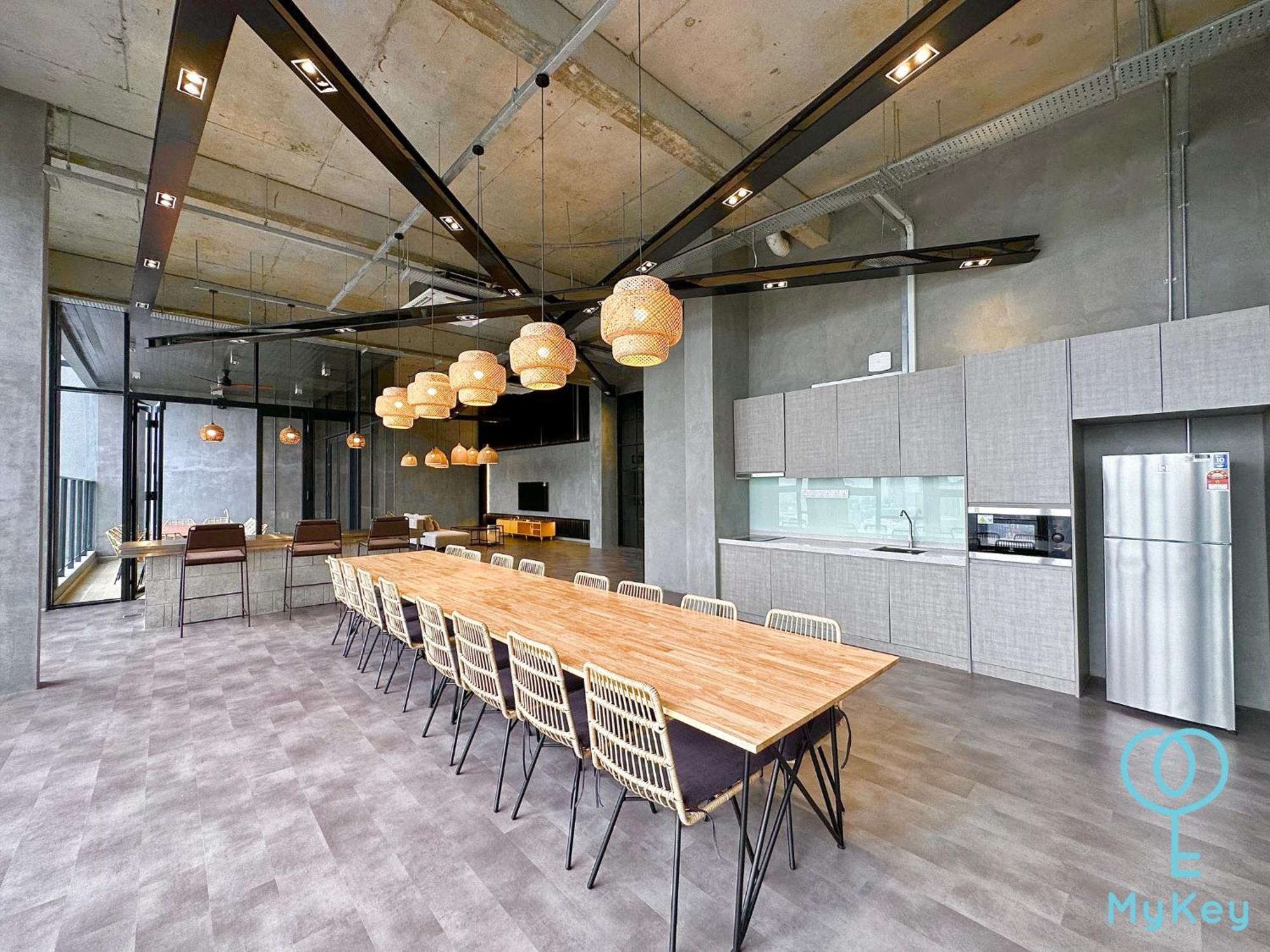 Millerz Square By Mykey Lägenhet Kuala Lumpur Exteriör bild The kitchen at the 10th floor